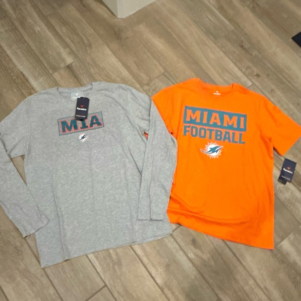 Fanatics 2 shirts NFL Miami Dolphins Men’s large New with tags